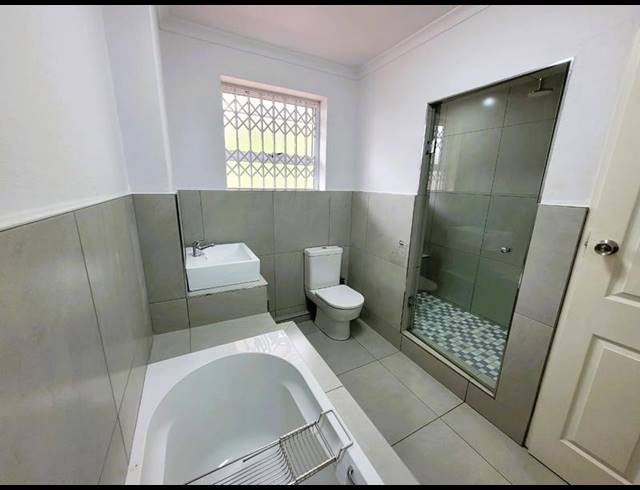 2 BEDROOM APARTMENT FOR SALE IN MORNINGSIDE